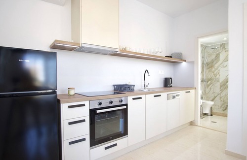 Analipsi Apartment | Enjoy the Crete during your holidays in a cozy apartment next to the sandy beach