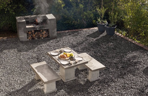 Stellenbosch Apartment | Enjoy the privacy of your own wood fired hot tub, braai and breathtaking views.