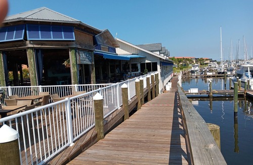 Burnt Store Marina Condo | Enjoy the sunshine!1 bedroom condo in Burnt Store Marina, Punta Gorda, Florida.