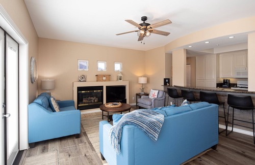 Downtown Condo | Enjoy the View of the Blue Pacific Ocean on a Private Balcony in Downtown Pismo!