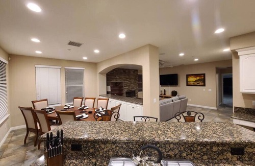 Alessandro Heights House | Enjoy Working Away From Home - Corporate 31+Days