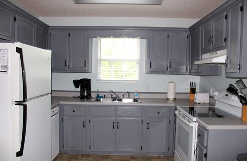 Sloans Valley House | Enjoy your Perfect Getaway near Lake Cumberland! Pet Friendly with a Hot Tub!
