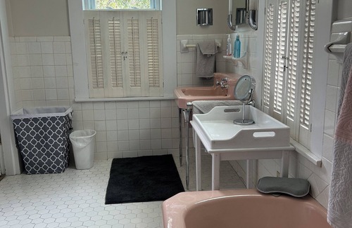 Roanoke House | Enloe House