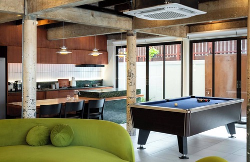 Bang Kho Laem House | Entire Antique Thai House Perfect For Group or Family up to 10 people