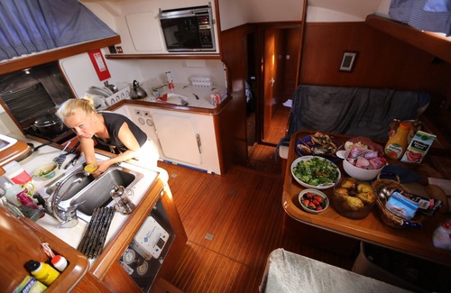 Isla Grande House | Entire boat