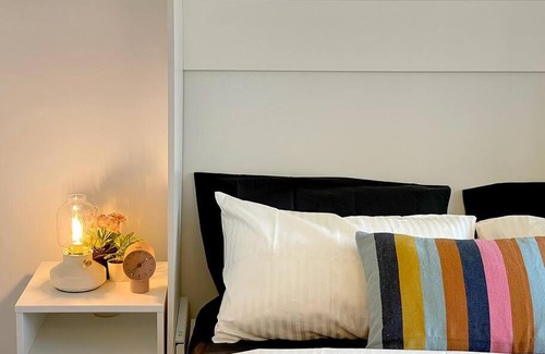 Mount Pleasant Apartment | Entire condo in Mount Pleasant + Parking