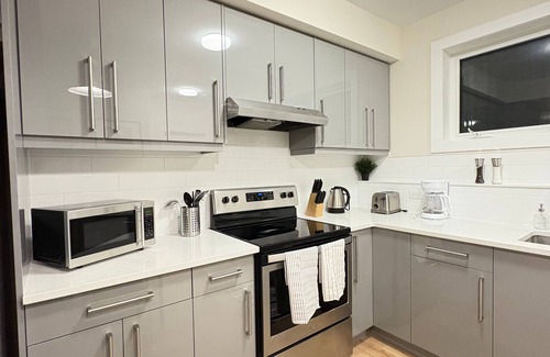 Southwest Calgary House | Entire guest suite in Calgary, AB