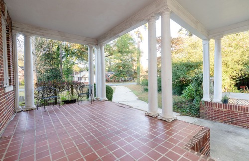 Goldsboro House | Entire Historic Home with 3620Sqft Perfect for Families