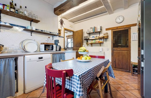 Montblanc House | Entire holiday home 'Mas De L'Arlequi' with Mountain View, Private Pool and Wi-Fi