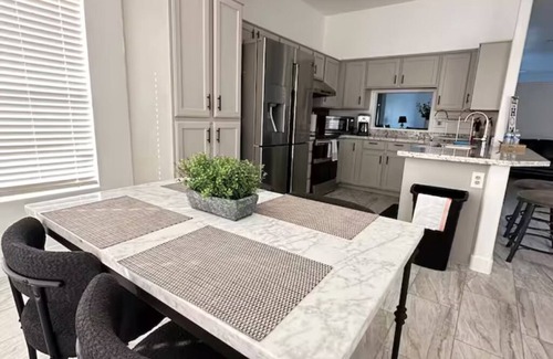 Larissa House | Entire Home near Stadium