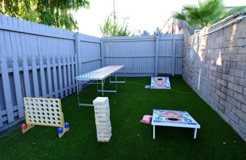 Serra Mesa House | Entire home, Pool, Free Parking, WiFi, Family Neighborhood!