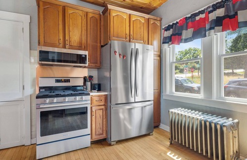 Glen Ellyn House | Entire house/4bd 1bath/GlenEllyn