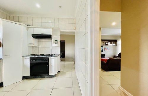 Beacon Bay House | Entire House in Beacon Bay - Golden Location