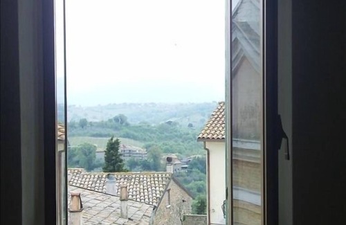 Gualdo Cattaneo House | Entire private house away from tourists in a small Italian town