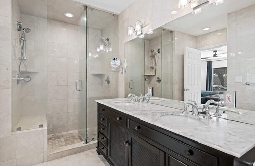 Birch Park Finger Streets House | Entire Lux Home ~ Heated Pool ~ 5 min walk to beach ~ Game Room ~ Bikes