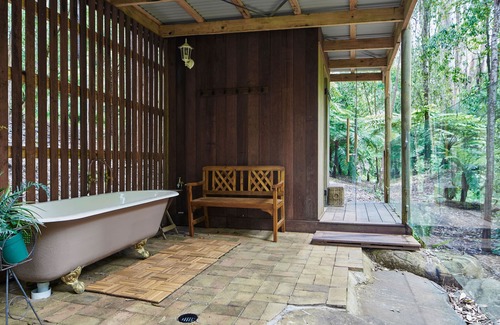 Mount Dandenong Villa | Entire retreat in private rainforest with river. Sleeps20+