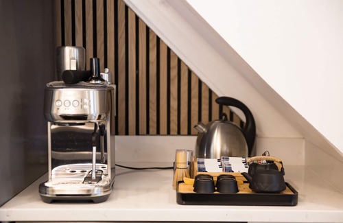 Capitol Hill House | Entire rowhouse in Capitol Hill + free parking