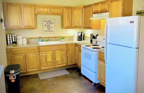 Missoula House | Entire Studio Apartment - close to town BRAND NEW AC