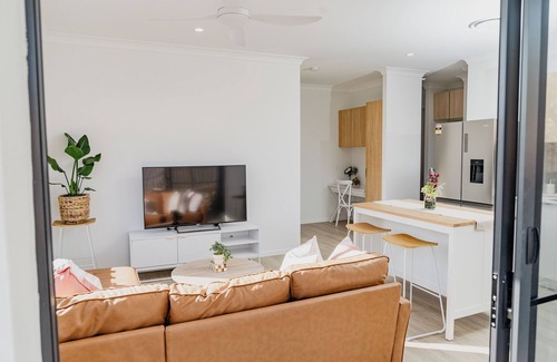 Terranora Apartment | Entire unit Own entrance near Goldcoast Airport for family holidays2 rooms 4beds