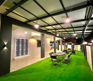 Sitiawan Apartment | Entire Vacation Home with landscape garden