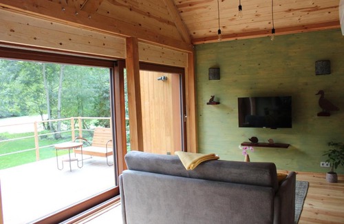 Frasnes-Lez-Anvaing Cabin | Entre mare et chêne