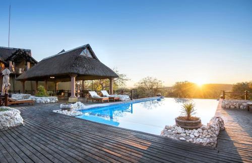Okaukuejo Cabin | Epacha Game Lodge & Spa