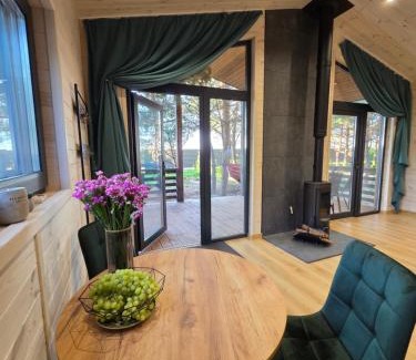 Klavdiyevo-Tarasove House | Equi Lis