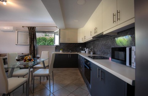 Akrotiri Apartment | Erato Apartment