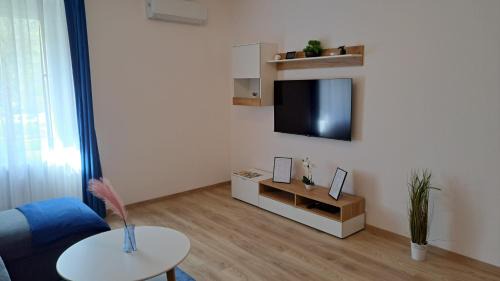 Dunaujvaros Apartment | Erkel Apartman