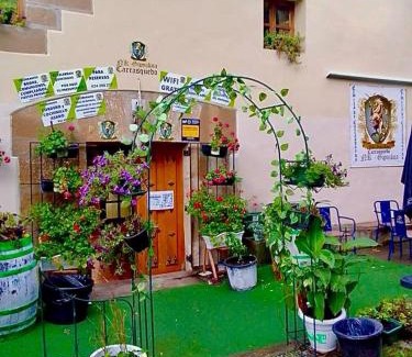 Granon House | Ermita de Carrasquedo