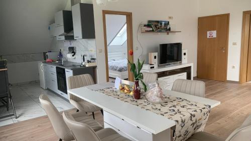 Klake Apartment | Eros & Aphrodite