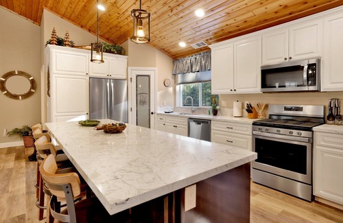 Woodlands Cabin | Erwin Lake Place #2219