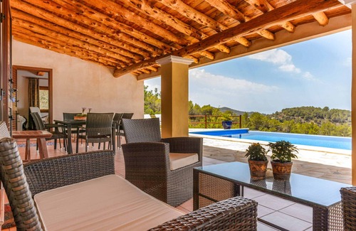 Sant Agusti des Vedra Cottage | CASA BERRY