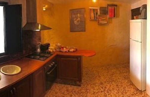 Villanueva de los Castillejos Cottage | Casa ca l'isabel Spa, family (full rental)