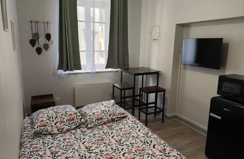 Tournon-sur-Rhone Apartment | Escale en Ardèche