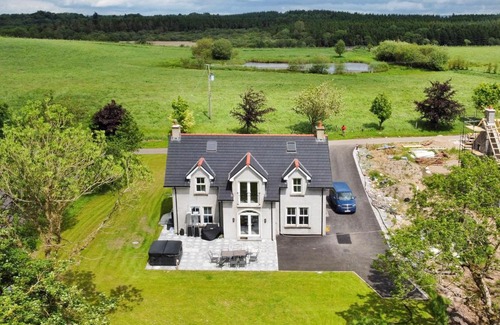 Lisnarrick Villa | Escape Ordinary at Lily's Pad