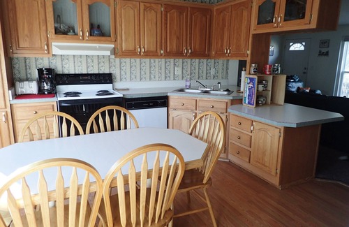 Crystal Lake House | Escape to Black Bear Hollow~Secluded in a Beautiful Aspen Grove & Dog Friendly!