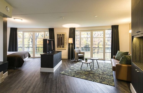 Berg en Dal Hotel | Escape to Charming Retreat! Room with Terrace, Near Vibrant Nijmegen City!