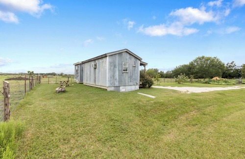 Prairie Lea Apartment | Escape to El Olivo – A Cozy Tiny Home Retreat