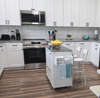 Stonecrest House | Escape To Lake Lure New 2-Bed Cottage With Gazebo