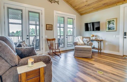 Harold House | Escape to Nature Lakefront Jay Cottage with Views!
