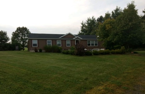 Hammondsport House | Escape to rolling hills scattered with vineyards.