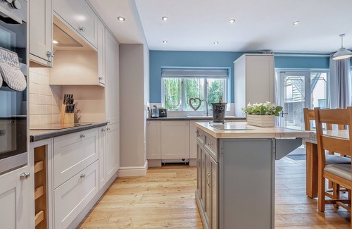 Stalbridge Cottage | Escape to The Pool House, a countryside retreat in Thornhill, Dorset.