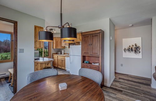 Clark Cabin | Escape to the wilderness close to fishing, hiking, and winter activities.