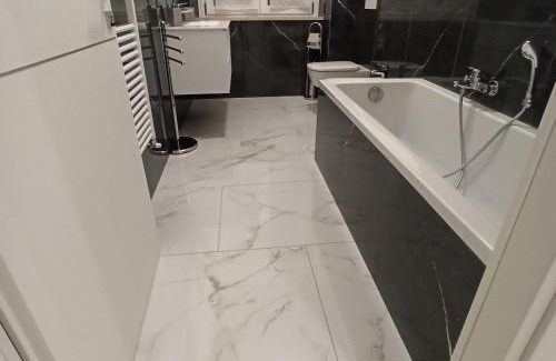 Trino Apartment | Esmeralda