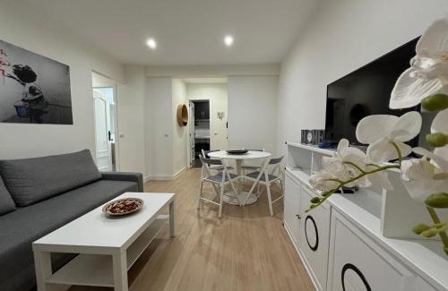 Aranjuez Apartment | Espacioso Apartamento Familiar con terraza en Aranjuez - Confort, Tranquilidad y Netflix Incluido