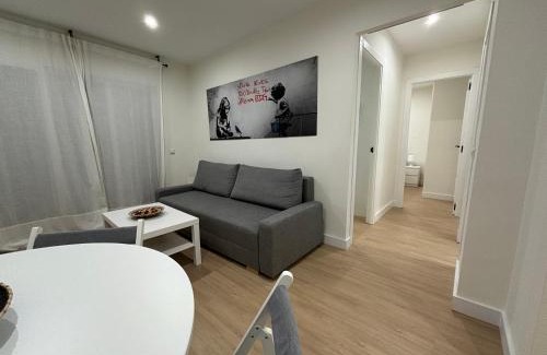 Aranjuez Apartment | Espacioso Apartamento Familiar con terraza en Aranjuez - Confort, Tranquilidad y Netflix Incluido