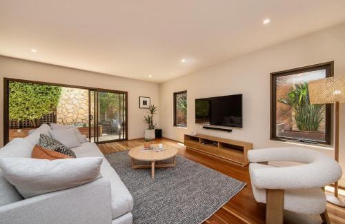 Brighton Apartment | Esplanade Escape to the Brighton Beach Boxes