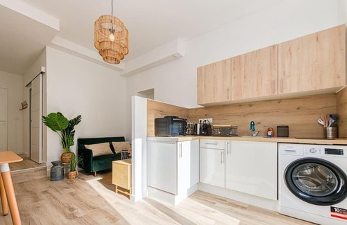 Quartier des Eaux-Claires Apartment | Esprit Jungle : tout équipé, une chambre, wifi fibre