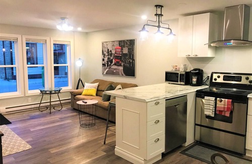 Carleton Place House | Esther's Place - Carleton Place 1 BedRoom Apartment - sleep 5 max